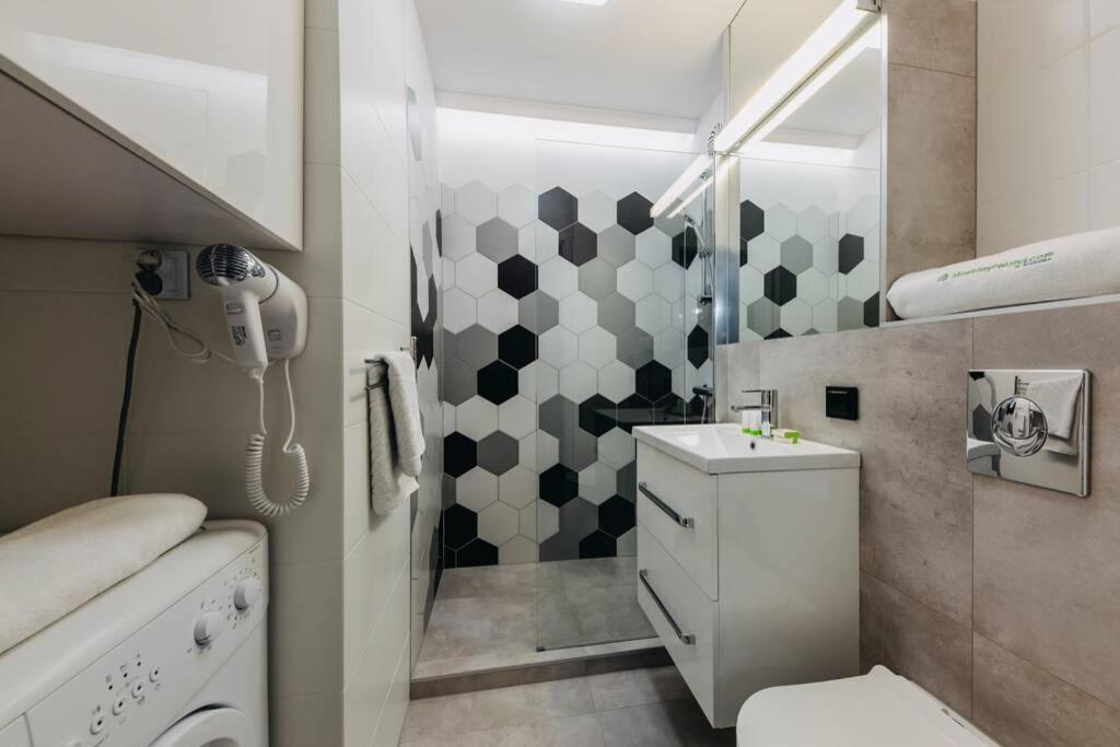 4Eco Apart Charm Grzybowska City Center Varsóvia Exterior foto